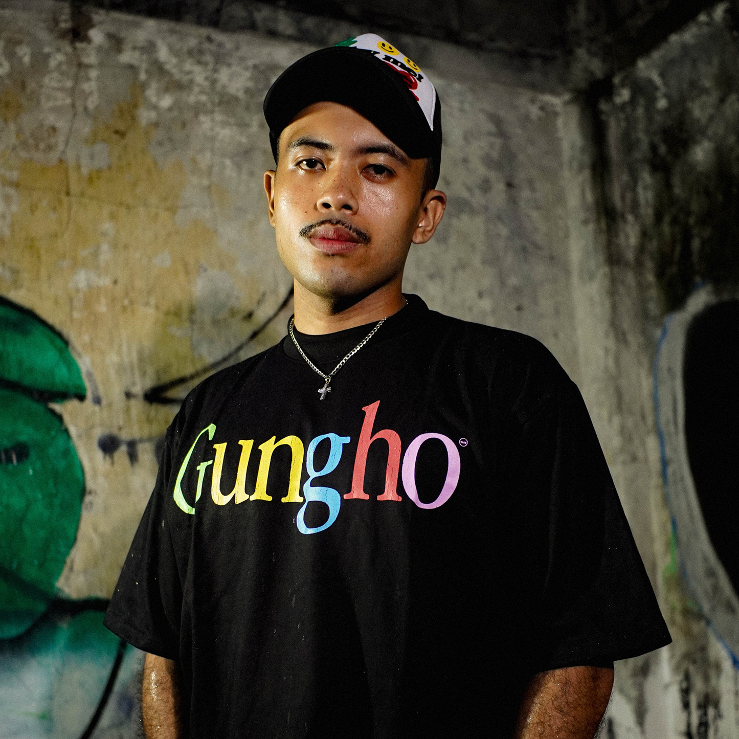 VINTAGE GUNGHO (BLACK)